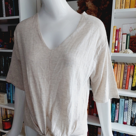 Elan Knit Front Tie Up Short Sleeve V-neck Top P501 - Picture 3 of 9